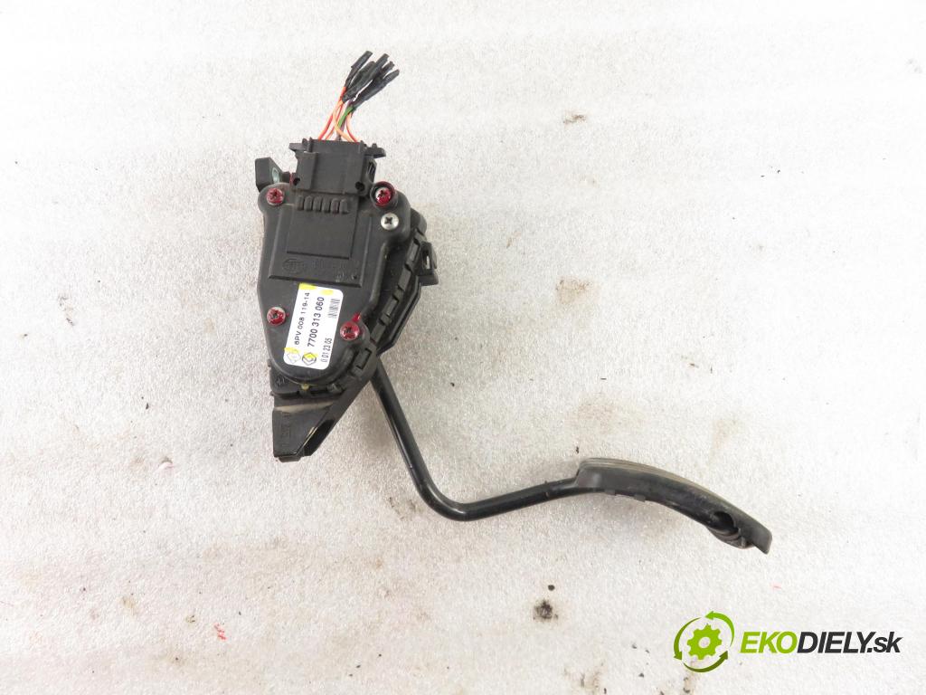 OPEL VIVARO A Autobus (X83) BUS 2005 99,00 2.5 DTI - G9U 730 2464,00 Potenciometer plynu 7700313060 ; 6PV00811914 (Pedále)