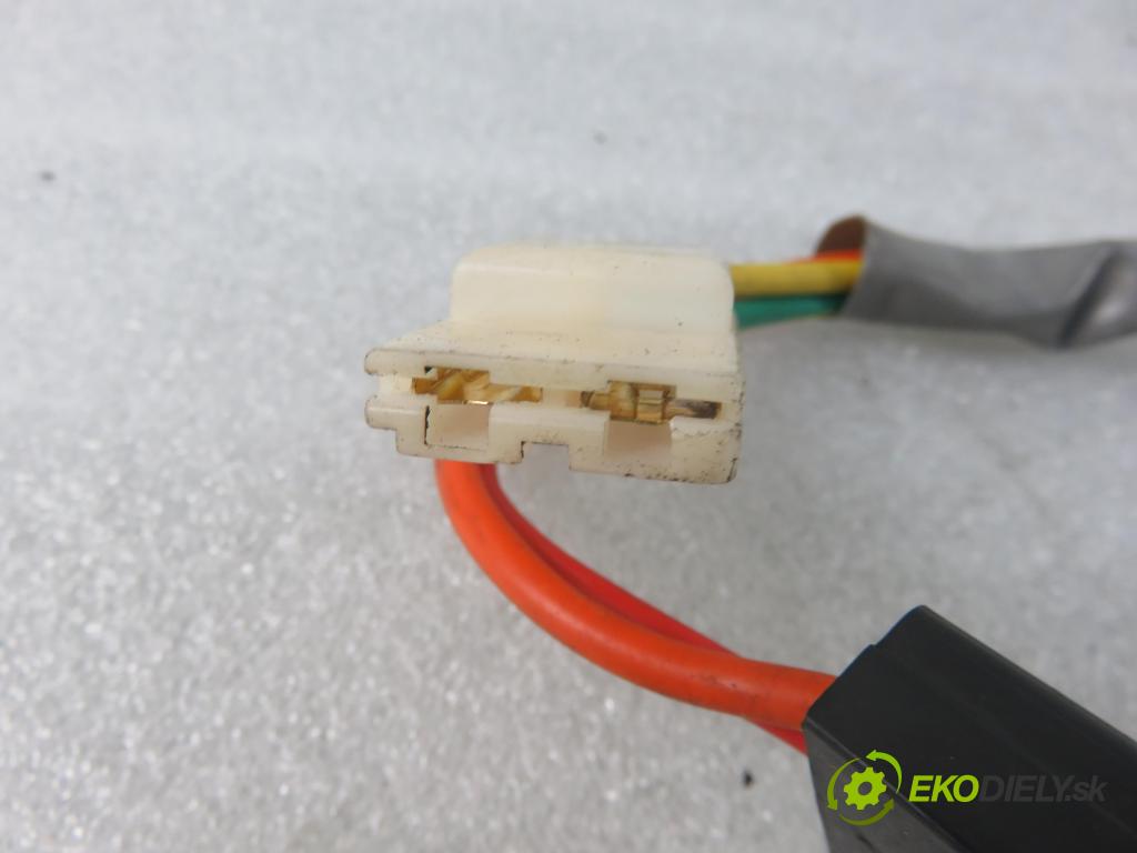 OPEL VIVARO A Autobus (X83) BUS 2005 99,00 2.5 DTI - G9U 730 2464,00 spinačka  (Spínacie skrinky a kľúče)