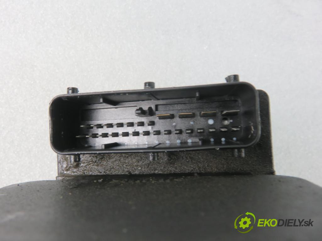 AUDI A4 (8D2, B5) SEDAN 1997 81,00 1.9 TDI 110 - AFN 1896,00 Pumpa ABS 8E0614111AB ; 0265216559 ; 0273004281 (Pumpy ABS)