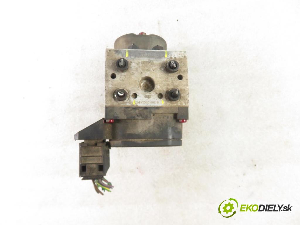 VW PASSAT B5.5 Variant (3B6) KOMBI 2002 96,00 1.9 TDI 4motion - AVF 1896,00 Pumpa ABS 8E0614111AS ; 0265202401 (Pumpy ABS)