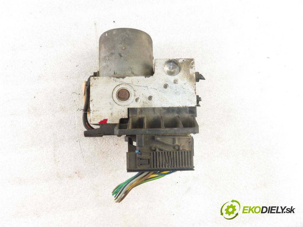 VW PASSAT B5.5 Variant (3B6) KOMBI 2002 96,00 1.9 TDI 4motion - AVF 1896,00 Pumpa ABS 8E0614111AS ; 0265202401 (Pumpy ABS)