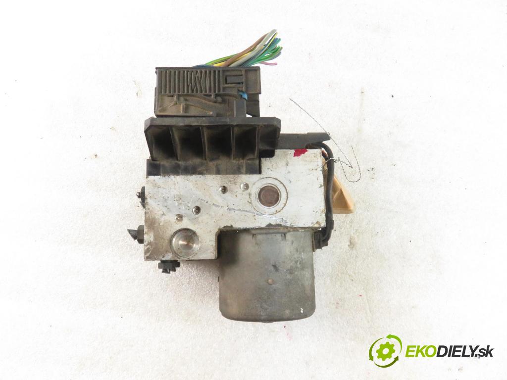 VW PASSAT B5.5 Variant (3B6) KOMBI 2002 96,00 1.9 TDI 4motion - AVF 1896,00 Pumpa ABS 8E0614111AS ; 0265202401 (Pumpy ABS)