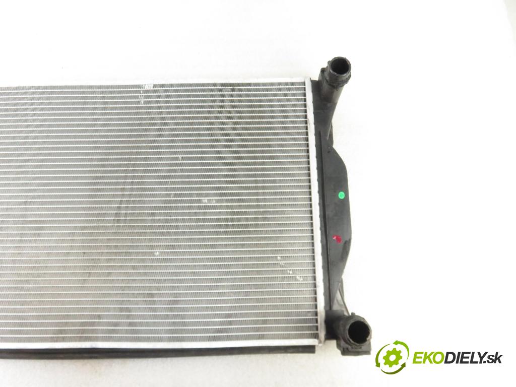 AUDI A4 (8E2, B6) SEDAN 2002 96,00 1.9 TDI PD 130 1896,00 chladič vody 