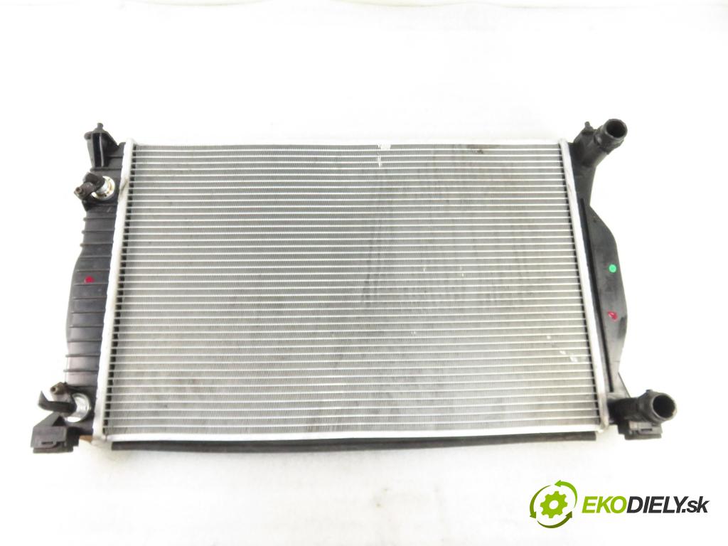 AUDI A4 (8E2, B6) SEDAN 2002 96,00 1.9 TDI PD 130 1896,00 chladič vody