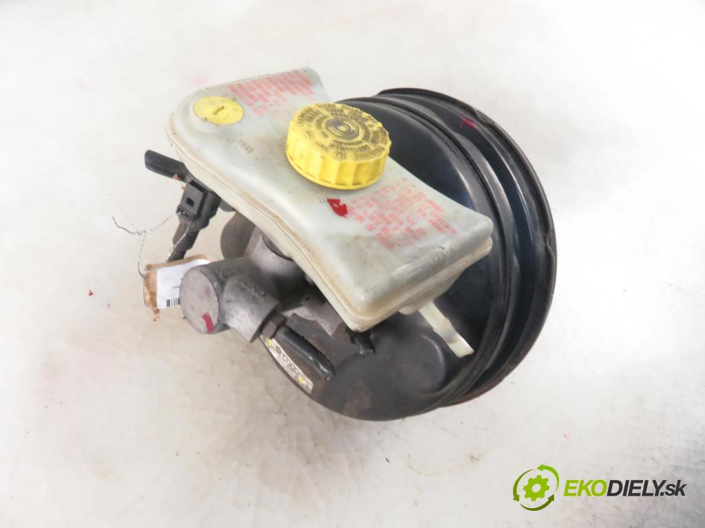 AUDI A4 (8E2, B6) SEDAN 2002 96,00 1.9 TDI PD 130 1896,00 Posilovač 8E0612105M (Servočerpadlá, pumpy riadenia)