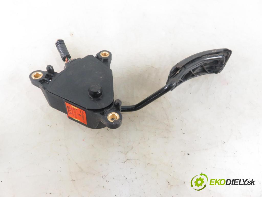 RENAULT SCENIC II (JM0/1_) MINIVAN 2006 96,00 1.9 dCi (JM15) - F9Q 804 1870,00 Potenciometer plynu 8200159647B (Pedále)