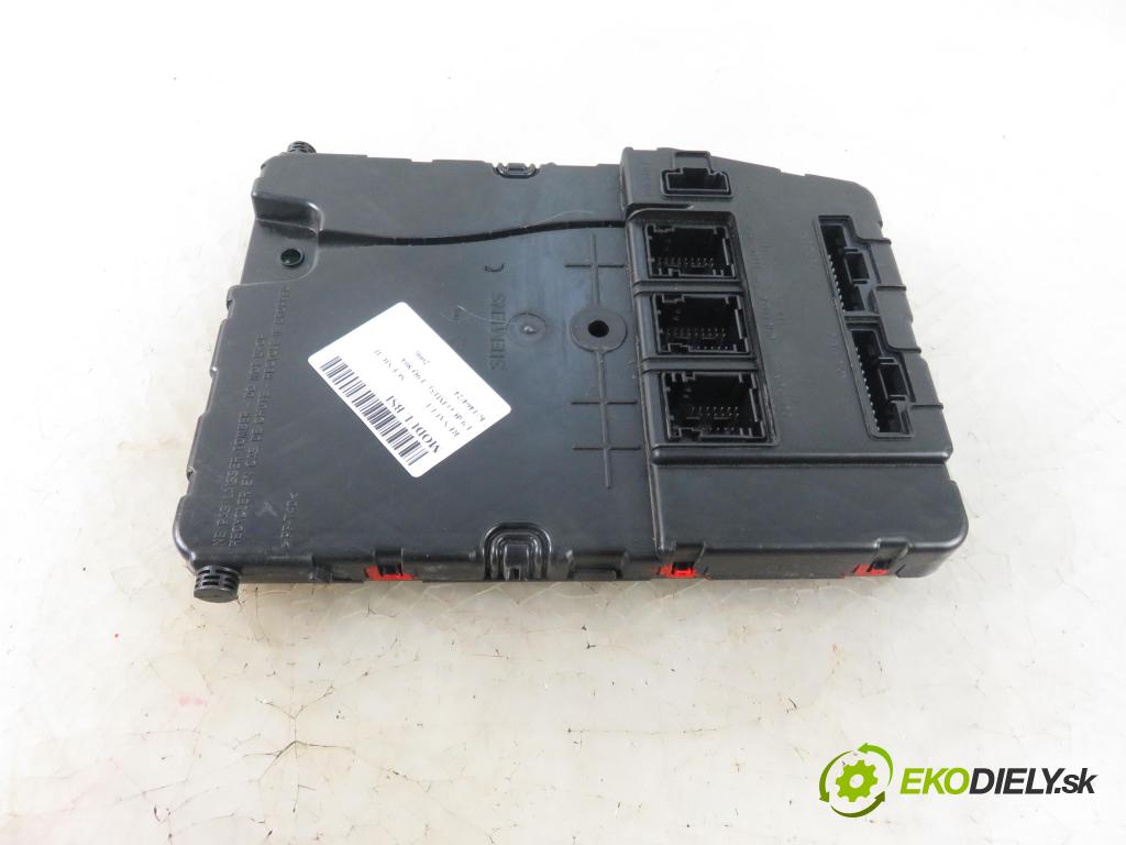 RENAULT SCENIC II (JM0/1_) MINIVAN 2006 96,00 1.9 dCi (JM15) - F9Q 804 1870,00 MODUL BSI 8200606830 ; S118400260G