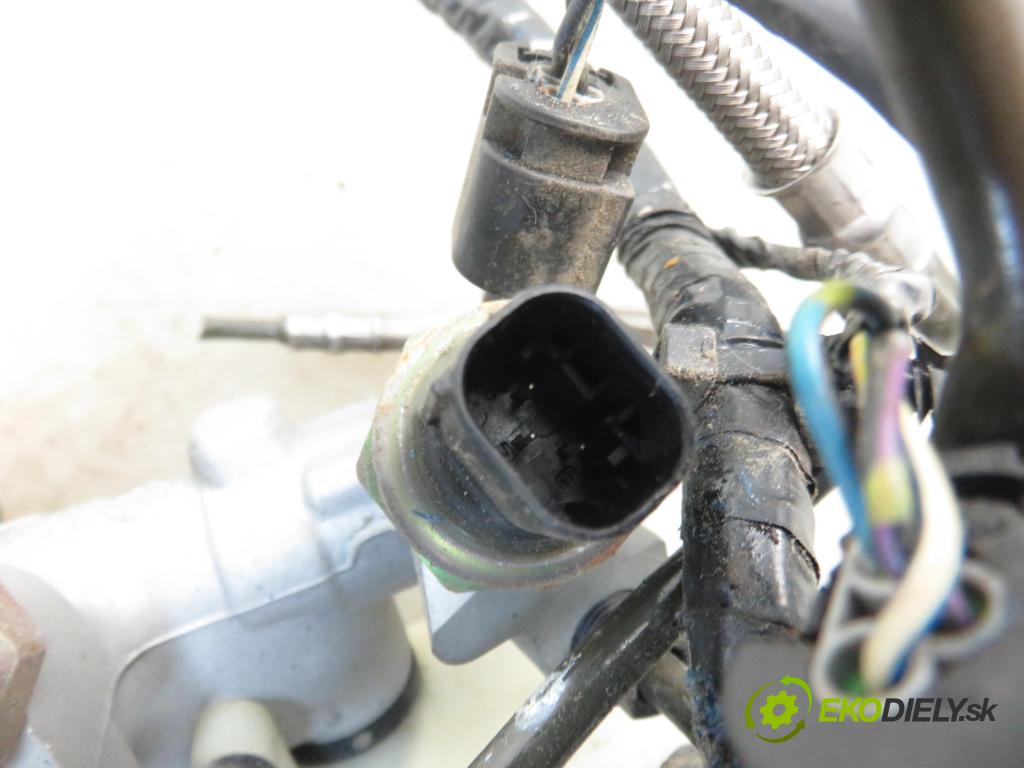 BMW 3 Touring (E46) KOMBI 2004 110,00 320 d 150 - M47 D20 (204D4) 1995,00 Posilovač 29675527803 (Servočerpadlá, pumpy riadenia)