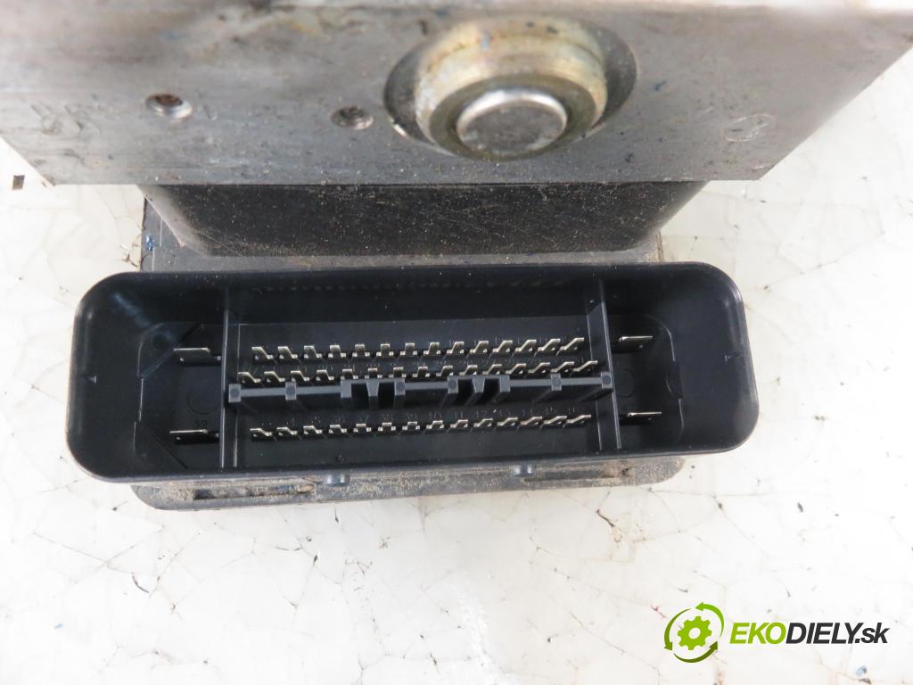 BMW 3 Touring (E46) KOMBI 2004 110,00 320 d 150 - M47 D20 (204D4) 1995,00 Pumpa ABS 6765452 ; 6765454 ; 10096008203 (Pumpy ABS)