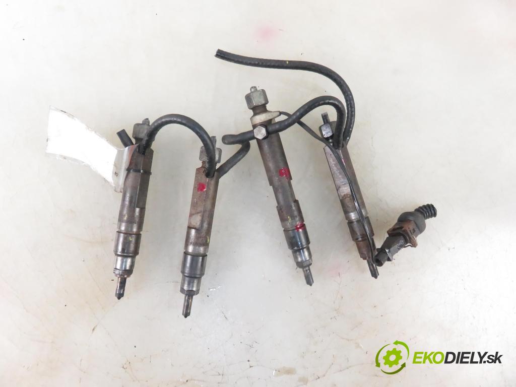 AUDI A4 (8D2, B5) SEDAN 1997 81,00 1.9 TDI 110 - AFN 1896,00 vstřikovací ventily 028130201S ; 028130201T (Vstřikovací ventily)