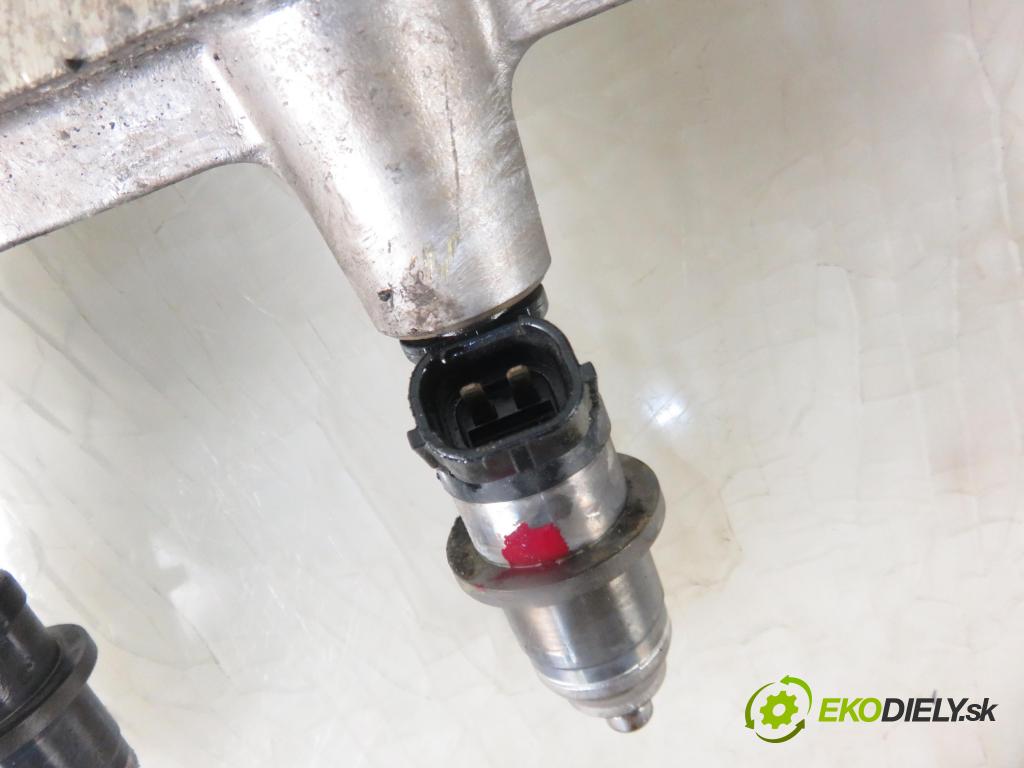 MITSUBISHI CARISMA Sedan (DA_) SEDAN 2001 92,00 1.8 16V GDI 125 - 4G93 (GDI) 1834,00 Lišta vstrekovacia DIM1000G ; E7T05071 (Vstrekovacie lišty)