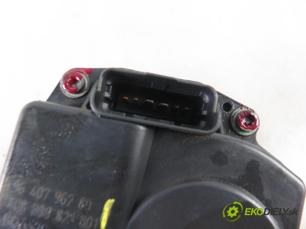 PEUGEOT 207 SW (WK_) KOMBI 2008 54,00 1.4 8V 73 - KFV (TU3A) 1360,00 Škrtiaca klapka 9640796280 ; 408239821001 (Škrtiace klapky)