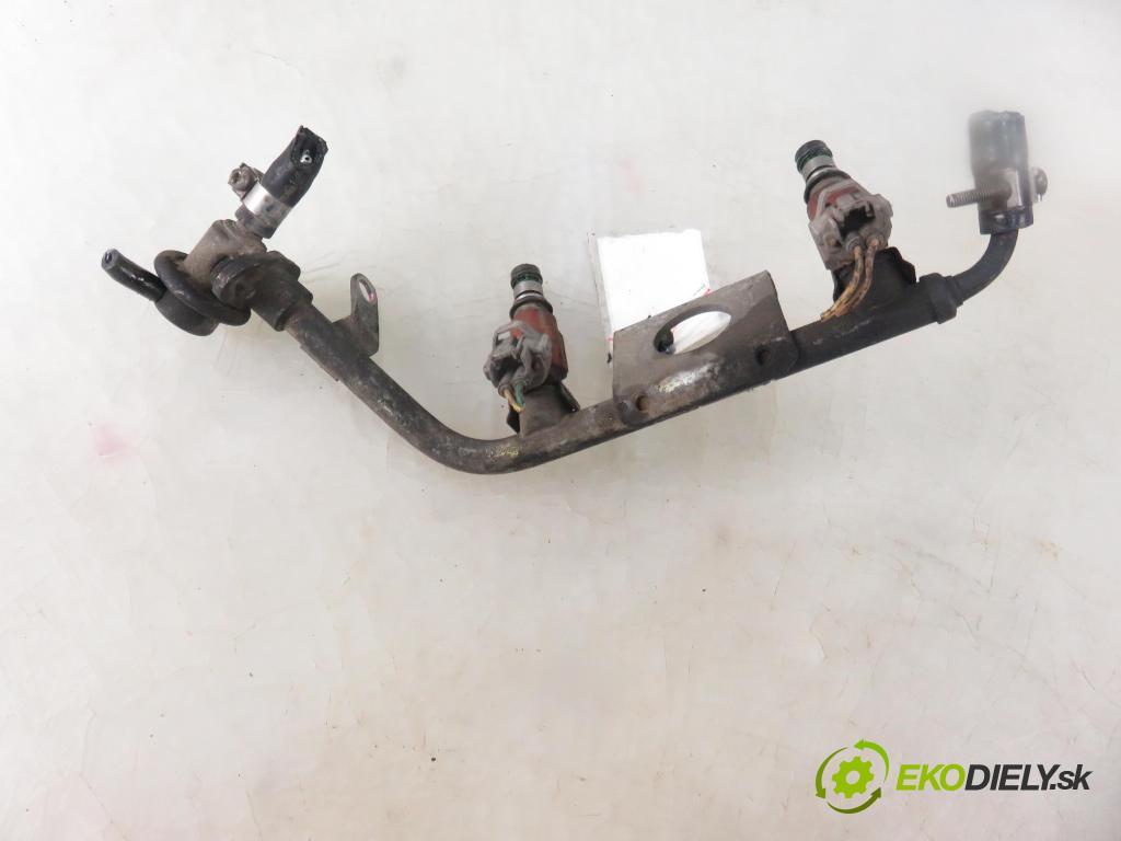 SUBARU IMPREZA kombi (GG) KOMBI 2005 0,00 1.6 AWD - EJ161 1597,00 Lišta vstrekovacia FBLB100 ; 17522AA650 (Vstrekovacie lišty)