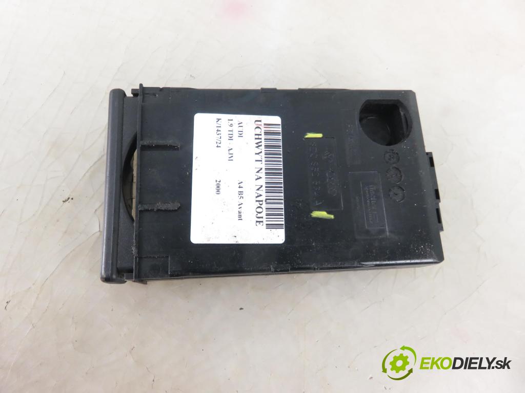 AUDI A4 Avant (8D5, B5) KOMBI 2000 85,00 1.9 TDI - AJM 1896,00 Držiak na nápoje 8D0862534A (Úchyty, držiaky na nápoje)