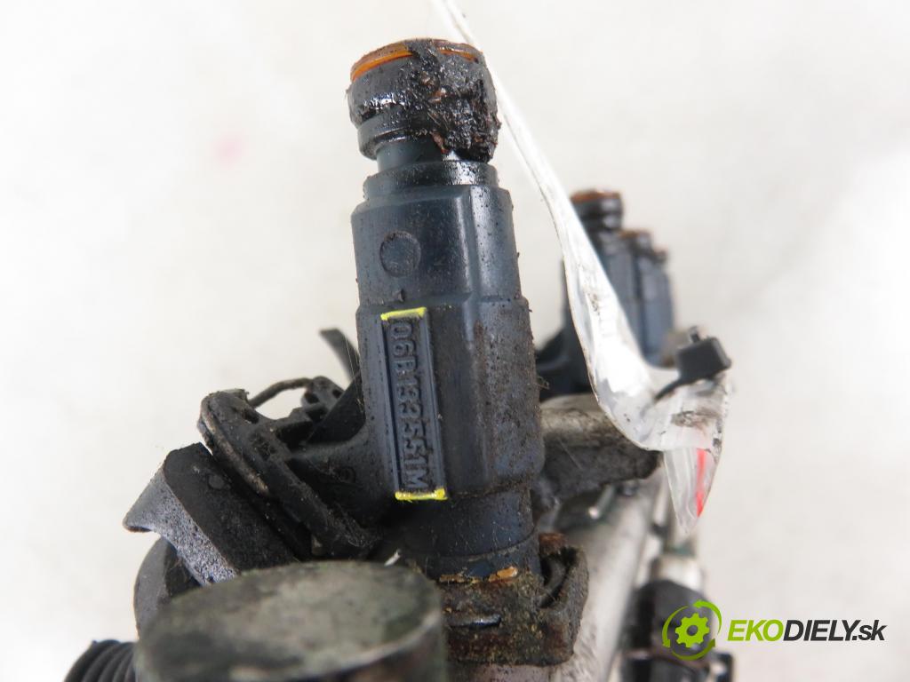 VW PASSAT B5.5 Variant (3B6) KOMBI 2002 110,00 1.8 T 20V - AWT 1781,00 Lišta vstrekovacia 0280156065 ; 06B133551M (Vstrekovacie lišty)