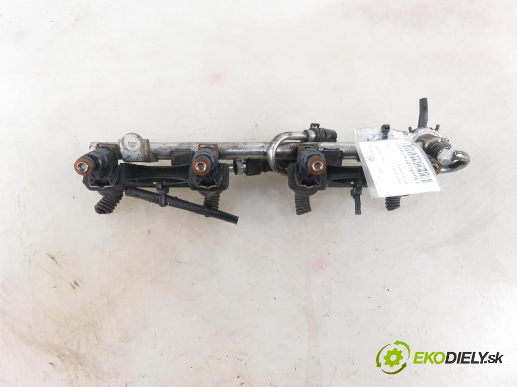 VW PASSAT B5.5 Variant (3B6) KOMBI 2002 110,00 1.8 T 20V - AWT 1781,00 Lišta vstrekovacia 0280156065 ; 06B133551M (Vstrekovacie lišty)