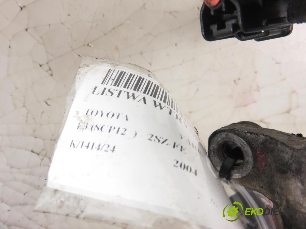 TOYOTA YARIS (_P1_) HB 2004 64,00 1.3 VVTi 87 - 2SZ-FE 1298,00 Lišta vstrekovacia 2325023020 (Vstrekovacie lišty)