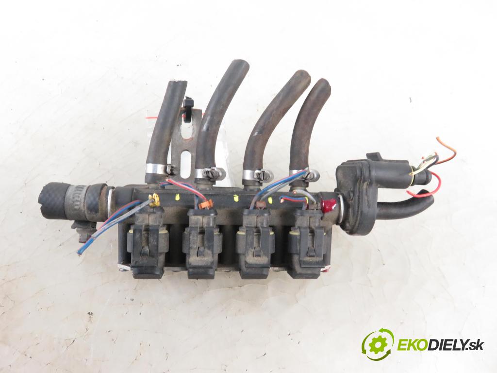 PEUGEOT 206 liftback (2A/C) HB 2004 55,00 1.4 75 - KFW 1360,00 Lišta vstrekovacia LPG ACW024 ; 67R017064