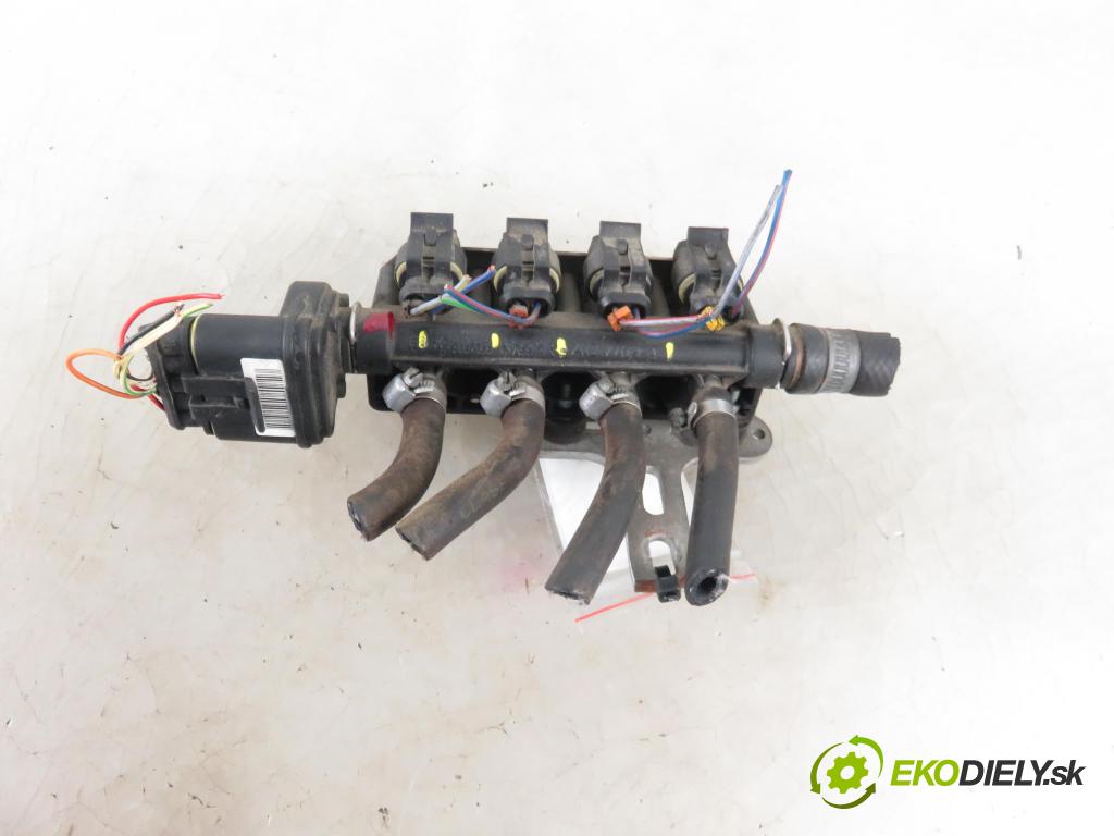 PEUGEOT 206 liftback (2A/C) HB 2004 55,00 1.4 75 - KFW 1360,00 Lišta vstrekovacia LPG ACW024 ; 67R017064
