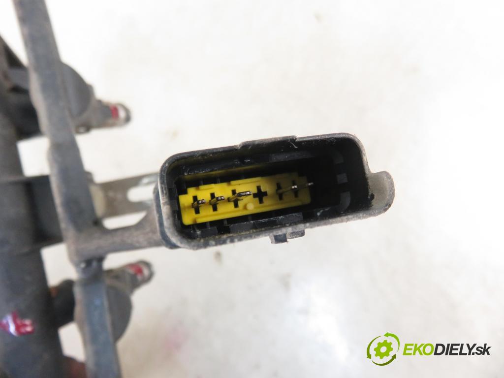 PEUGEOT 206 liftback (2A/C) HB 2001 440,00 1.1 i - HFX (TU1JP) 1124,00 Lišta vstrekovacia 9628982980D (Vstrekovacie lišty)