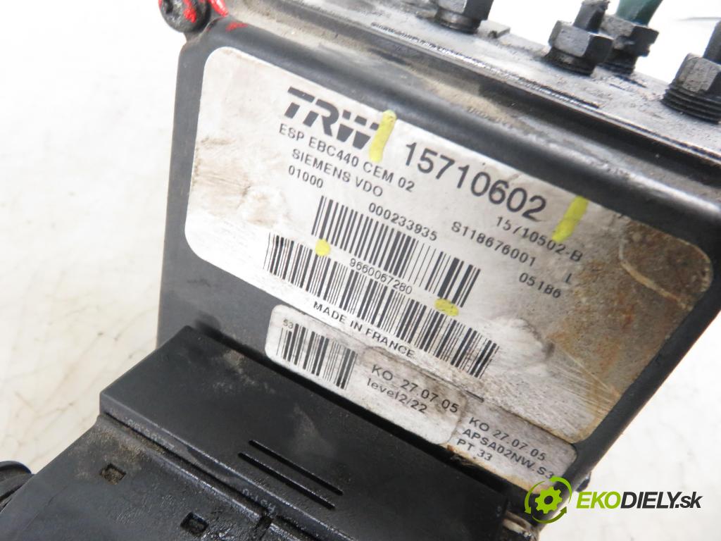 PEUGEOT 407 (6D_) SEDAN 2006 100,00 2.0 HDi 135 - RHR 1997,00 Pumpa ABS 15710602 ; 9660067280 (Pumpy ABS)