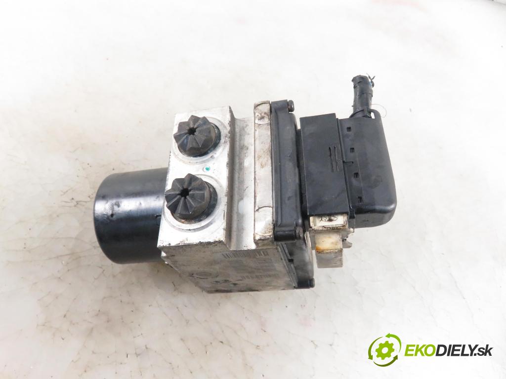 PEUGEOT 407 (6D_) SEDAN 2006 100,00 2.0 HDi 135 - RHR 1997,00 Pumpa ABS 15710602 ; 9660067280 (Pumpy ABS)