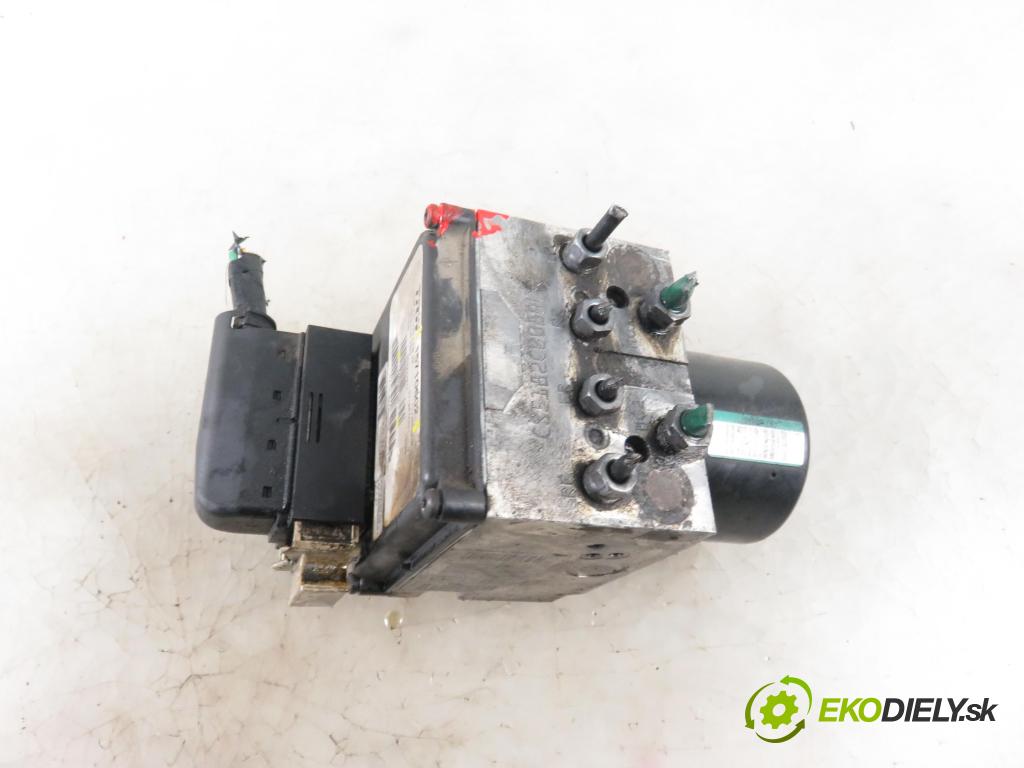 PEUGEOT 407 (6D_) SEDAN 2006 100,00 2.0 HDi 135 - RHR 1997,00 Pumpa ABS 15710602 ; 9660067280 (Pumpy ABS)