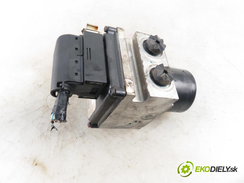 PEUGEOT 407 (6D_) SEDAN 2006 100,00 2.0 HDi 135 - RHR 1997,00 Pumpa ABS 15710602 ; 9660067280 (Pumpy ABS)