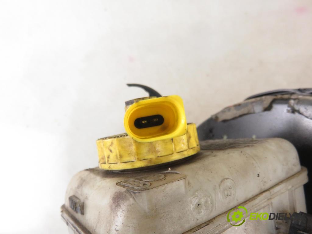 SEAT LEON (1M1) HB 2001 55,00 1.4 16V - AXP 1390,00 Posilovač 1J1614105H (Servočerpadlá, pumpy riadenia)