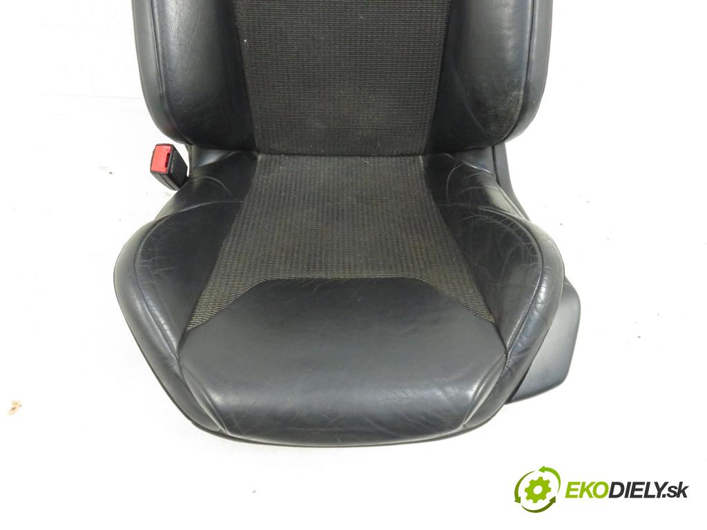 CITROEN C5 III (RD_) SEDAN 2008 100,00 2.0 HDi - RHR (DW10BTED4) 1997,00 Sedadlo šoféri