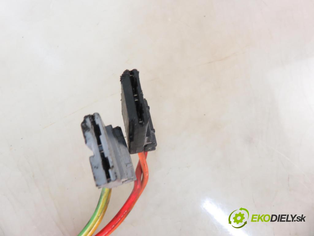 OPEL VIVARO A Autobus (X83) BUS 2005 74,00 1.9 CDTI 101 - F9Q 760 1870,00 spinačka  (Spínacie skrinky a kľúče)