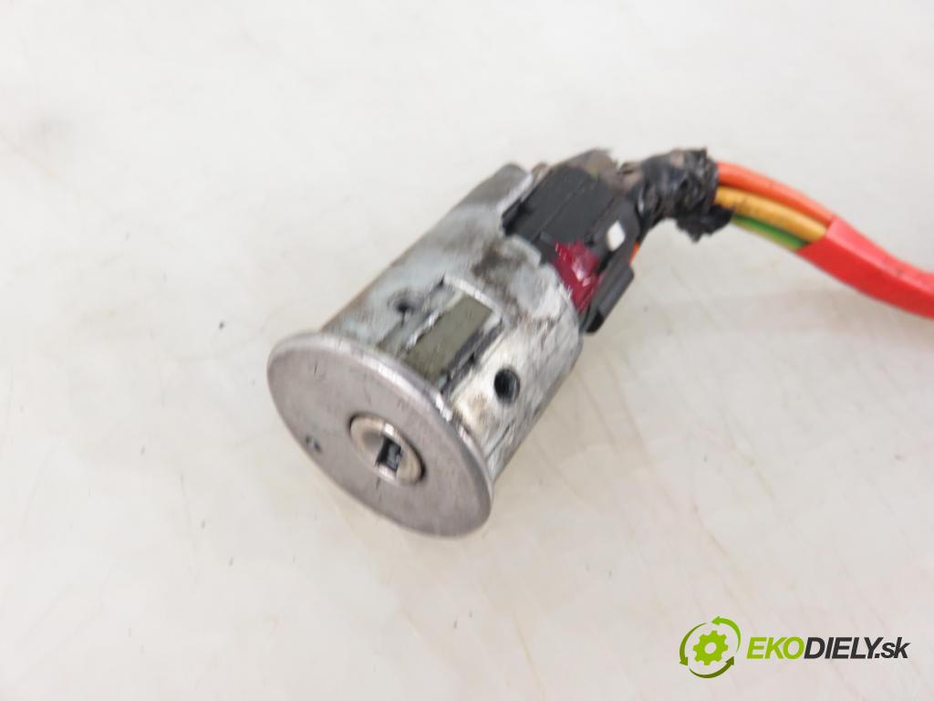 OPEL VIVARO A Autobus (X83) BUS 2005 74,00 1.9 CDTI 101 - F9Q 760 1870,00 spinačka  (Spínacie skrinky a kľúče)