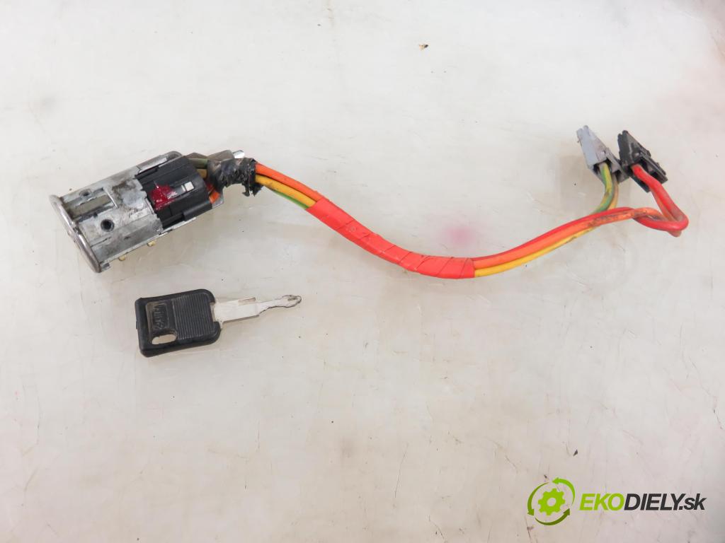 OPEL VIVARO A Autobus (X83) BUS 2005 74,00 1.9 CDTI 101 - F9Q 760 1870,00 spinačka  (Spínacie skrinky a kľúče)