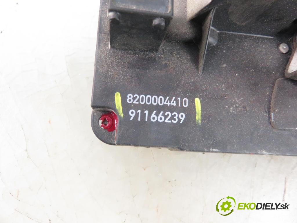 OPEL VIVARO A Autobus (X83) BUS 2005 74,00 1.9 CDTI 101 - F9Q 760 1870,00 zámok Dvere posúvne 8200004410 ; 91166239