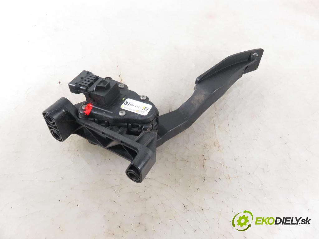 OPEL ASTRA G Kombi (T98) KOMBI 2000 55,00 1.7 DTI 16V - Y 17 DT 1686,00 Potenciometer plynu 9157998BK ; 6PV00811200 (Pedále)