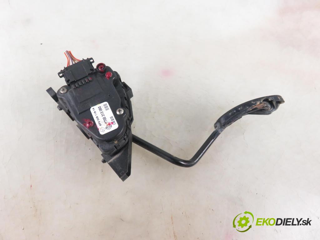 OPEL VIVARO A Autobus (X83) BUS 2005 74,00 1.9 CDTI 101 - F9Q 760 1870,00 Potenciometer plynu 7700313060 ; 6PV00811914 (Pedále)