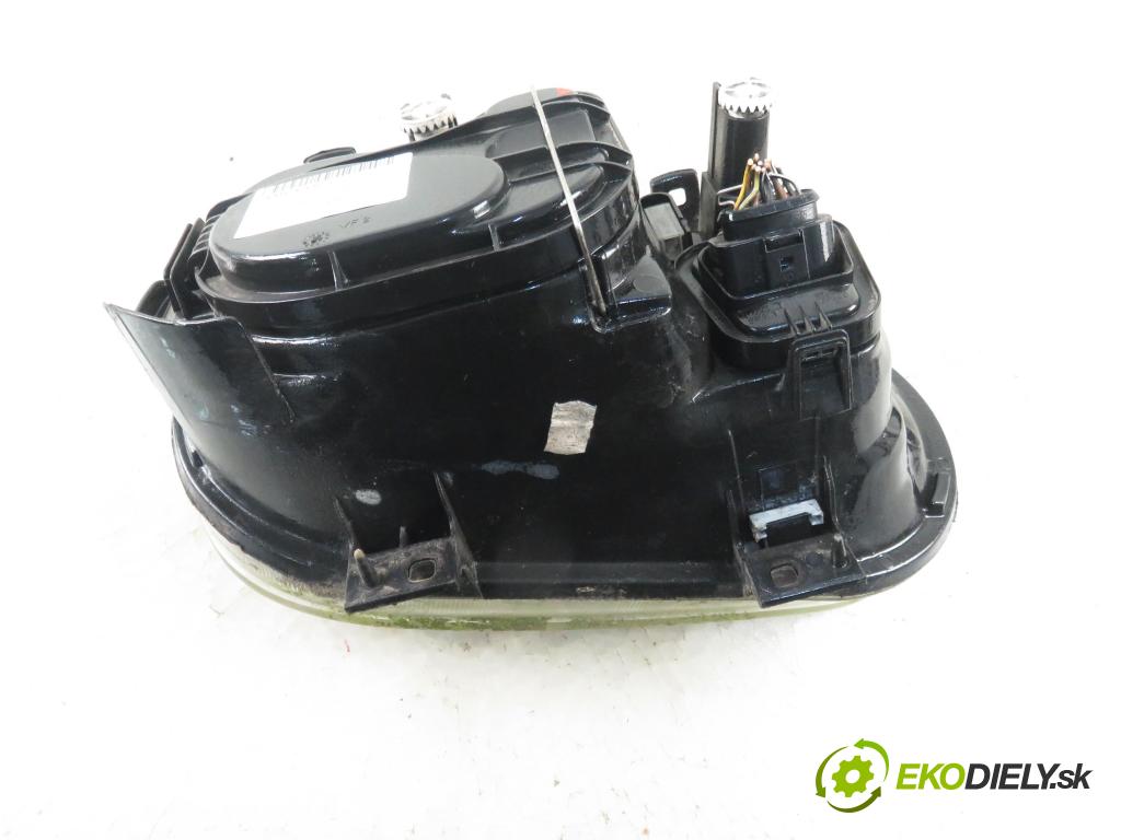 VW GOLF IV (1J1) HB 1999 50,00 1.9 SDI 68 - AQM 1896,00 Svetlo LP 1J1941017K
