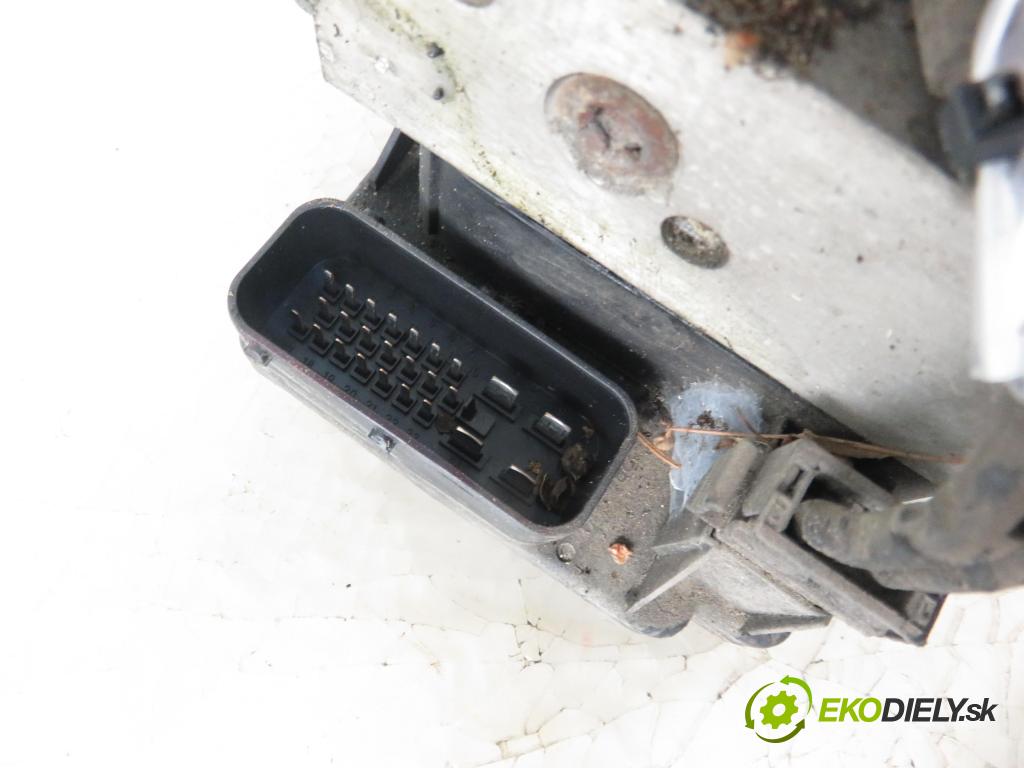 VW GOLF IV (1J1) HB 1999 50,00 1.9 SDI 68 - AQM 1896,00 Pumpa ABS 1J0907379G ; 1J0614117C (Pumpy ABS)