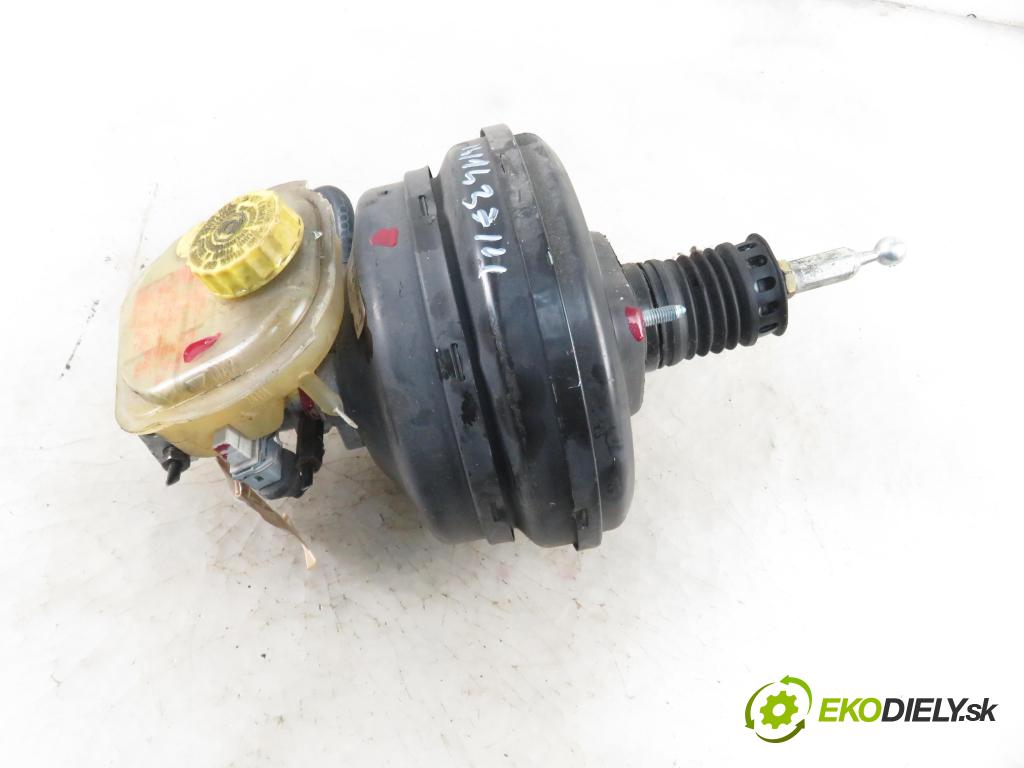 AUDI A4 Avant (8D5, B5) KOMBI 2000 85,00 1.9 TDI - AJM 1896,00 Posilovač 4B3612105A (Servočerpadlá, pumpy riadenia)