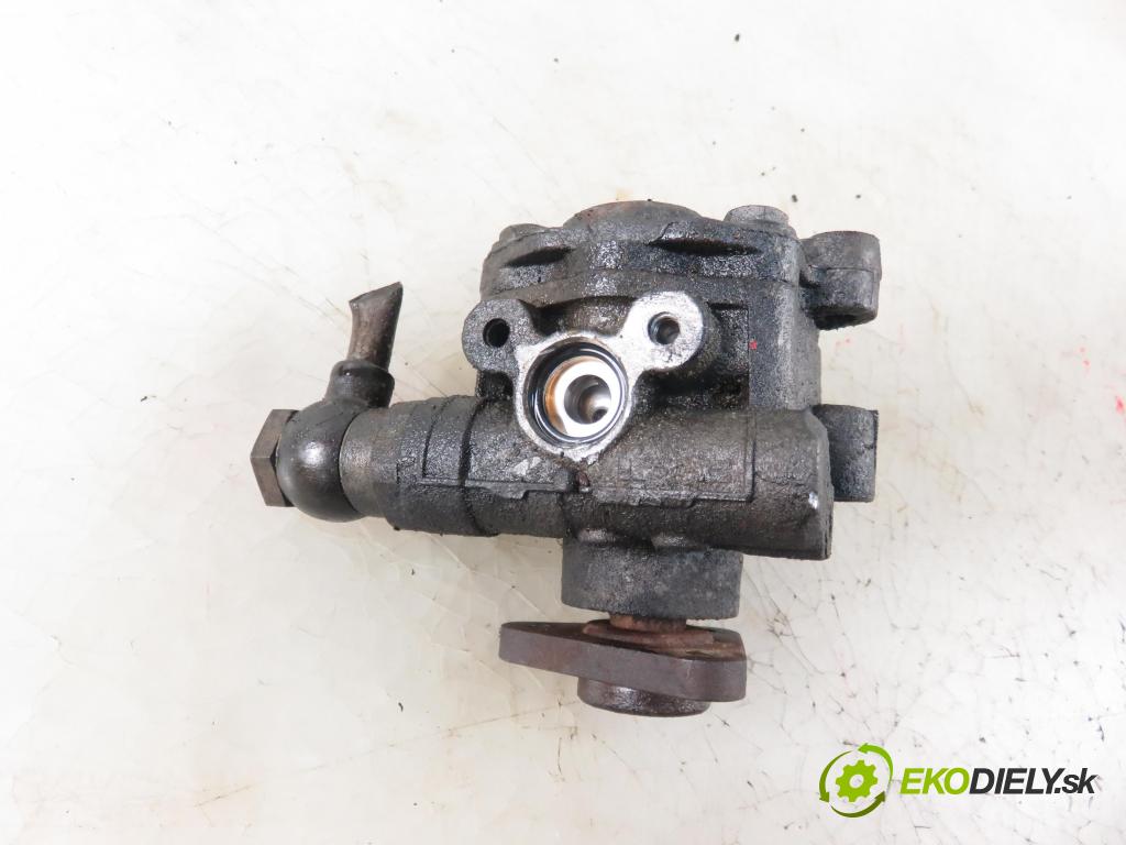 VW PASSAT B5.5 Variant (3B6) KOMBI 2002 110,00 1.8 T 20V - AWT 1781,00 Pumpa servočerpadlo 8D0145156L (Servočerpadlá, pumpy riadenia)