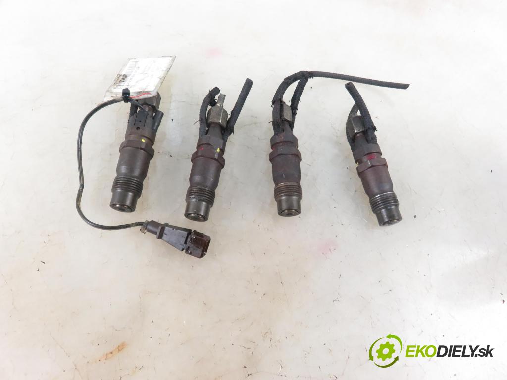 NISSAN PRIMERA Hatchback (P11) LIFTBACK 1997 66,00 2.0 TD - CD20T 1974,00 vstřikovací ventily 0432217309 ; 0432217308 (Vstřikovací ventily)