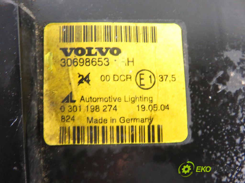 VOLVO V50 (MW) KOMBI 2006 100,00 2.0 D 136 - D 4204 T (PSA) 1997,00 Svetlo PP 30698653