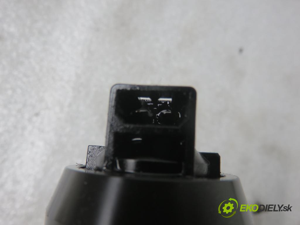 AUDI A3 (8P1) HB 2003 77,00 1.9 TDI PD 105 - BKC 1896,00 Vstrekovač 038130073AG ; 0414720215 (Vstrekovače)