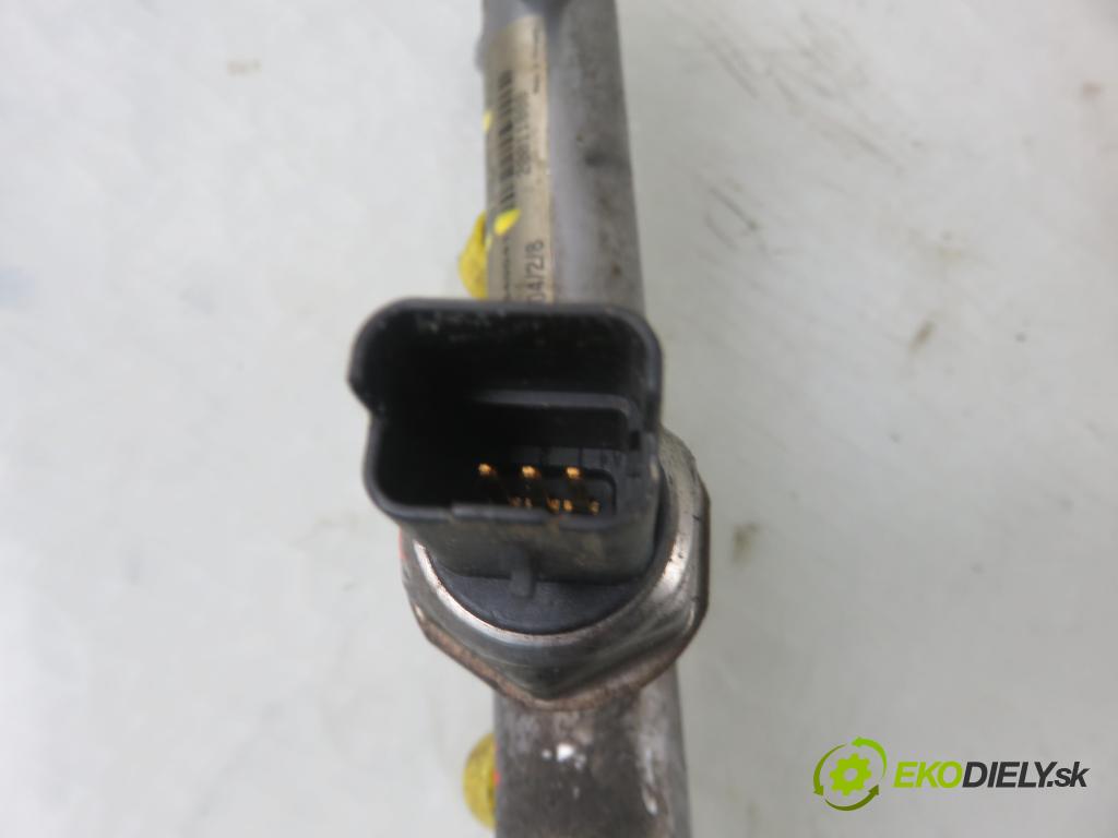 PEUGEOT 407 (6D_) SEDAN 2006 100,00 2.0 HDi 135 - RHR 1997,00 Lišta vstrekovacia 9645689580 ; 5WS49941 ; 3CRS0000 (Vstrekovacie lišty)