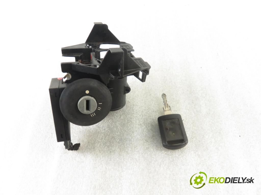 OPEL CORSA C (X01) HB 2003 48,00 1.7 DI - Y 17 DTL 1686,00 spinačka 24445098 ; 5WK4763 (Spínacie skrinky a kľúče)