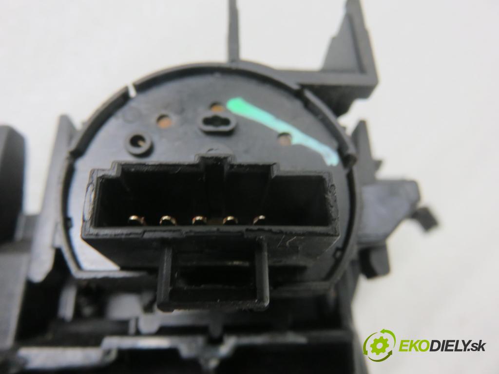 OPEL CORSA C (X01) HB 2003 48,00 1.7 DI - Y 17 DTL 1686,00 spinačka 24445098 ; 5WK4763 (Spínacie skrinky a kľúče)