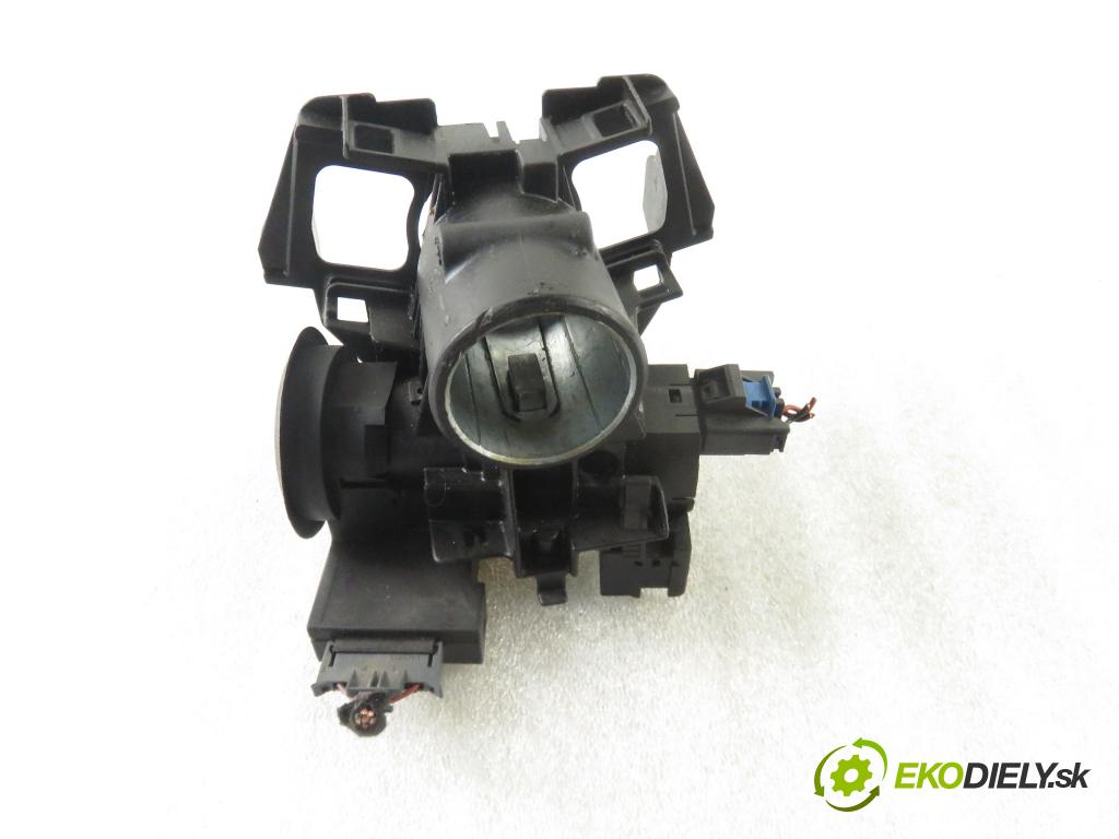 OPEL CORSA C (X01) HB 2003 48,00 1.7 DI - Y 17 DTL 1686,00 spinačka 24445098 ; 5WK4763 (Spínacie skrinky a kľúče)