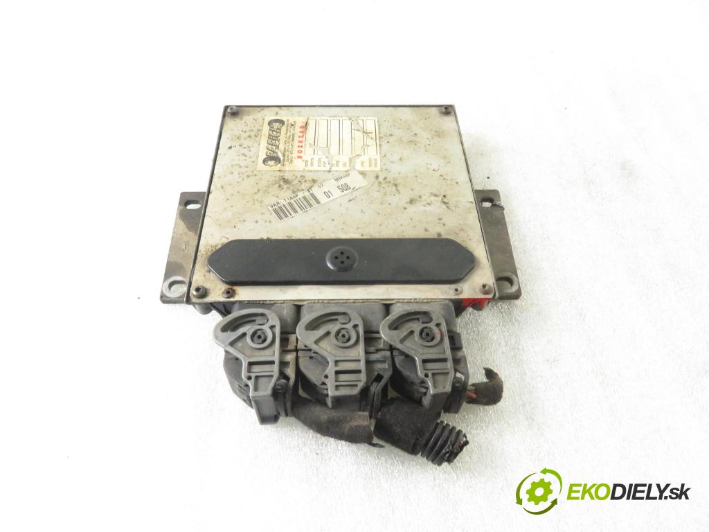 PEUGEOT 206 liftback (2A/C) HB 2002 440,00 1.1 i - HFX (TU1JP) 1124,00 řídící jednotka motora IAW48P276 ; 9644925780