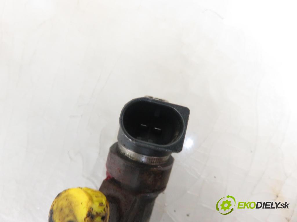 BMW 3 Touring (E46) KOMBI 2004 110,00 320 d 150 - M47 D20 (204D4) 1995,00 vstrekovač 0445110131 ; 7789661 (Vstrekovače)