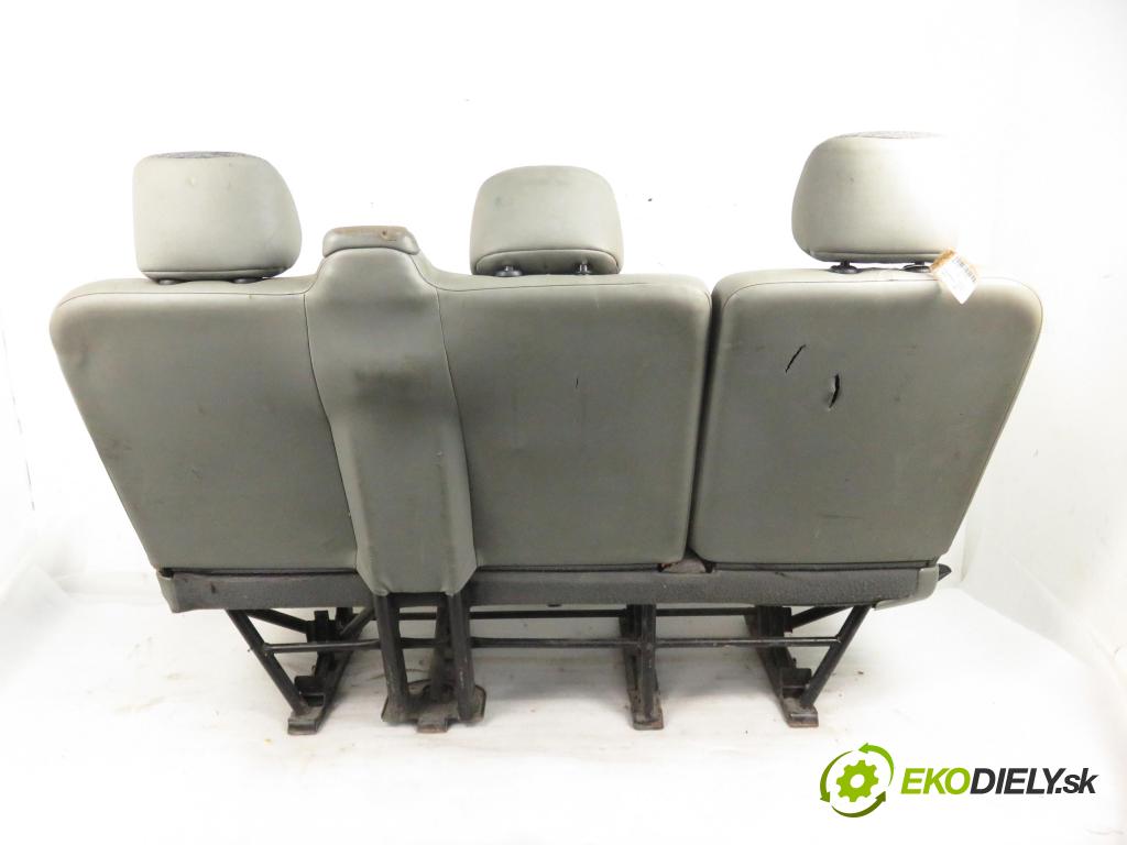 RENAULT TRAFIC II Autobus (JL) BUS 2004 74,00 1.9 dCI 100 (JL0C) - F9Q 760 1870,00 Sedadlá, sedačky Sedadlo